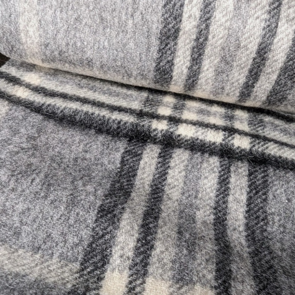 Enzo Mantovani Grey Plaid Cashmere Blend Scarf (New Box) Never opened.